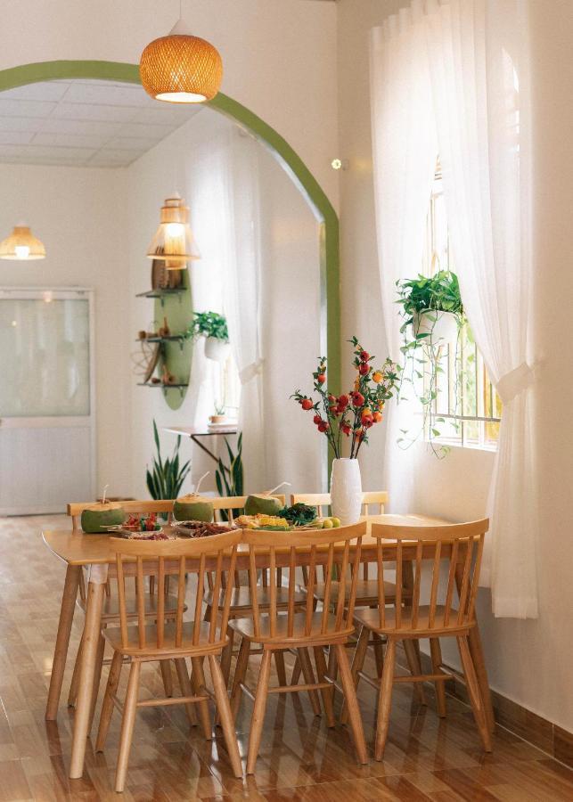 Phong Mo - Nha Mo Homestay Ben Tre المظهر الخارجي الصورة