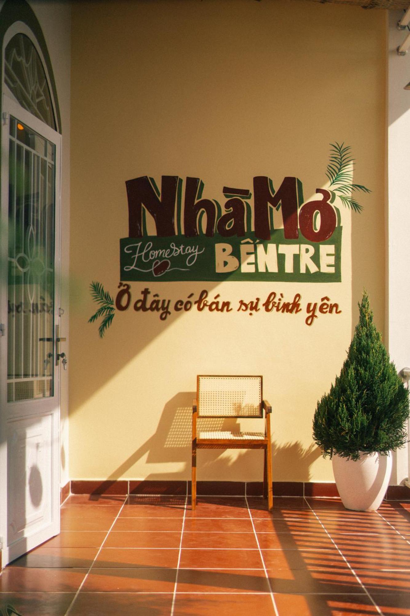 Phong Mo - Nha Mo Homestay Ben Tre المظهر الخارجي الصورة